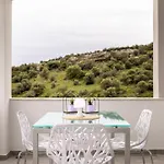 Skalidis 1, Daire